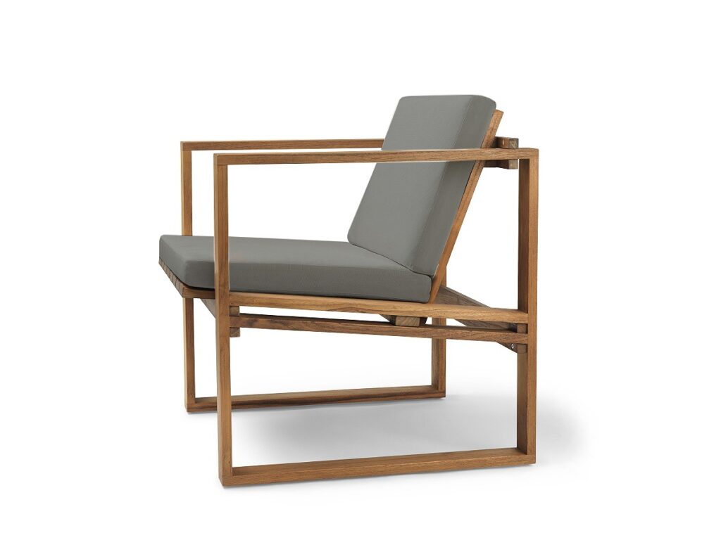 BK11 Outdoor Lounge Chair, Teak