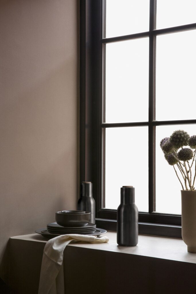 BOTTLE GRINDER, WALNUT LID, BRONZED BRASS, 2-PACK